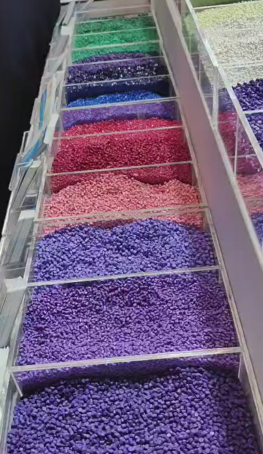 High-quality recycled plastic grains in various colors ready for selling